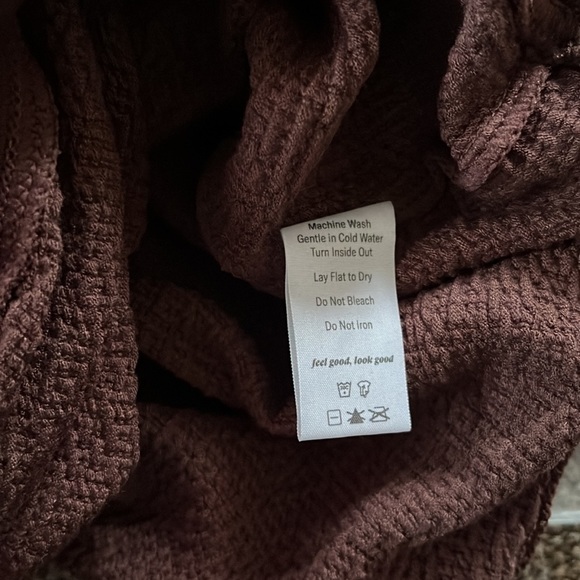 Richer Poorer bounce knit pullover - Picture 6 of 8